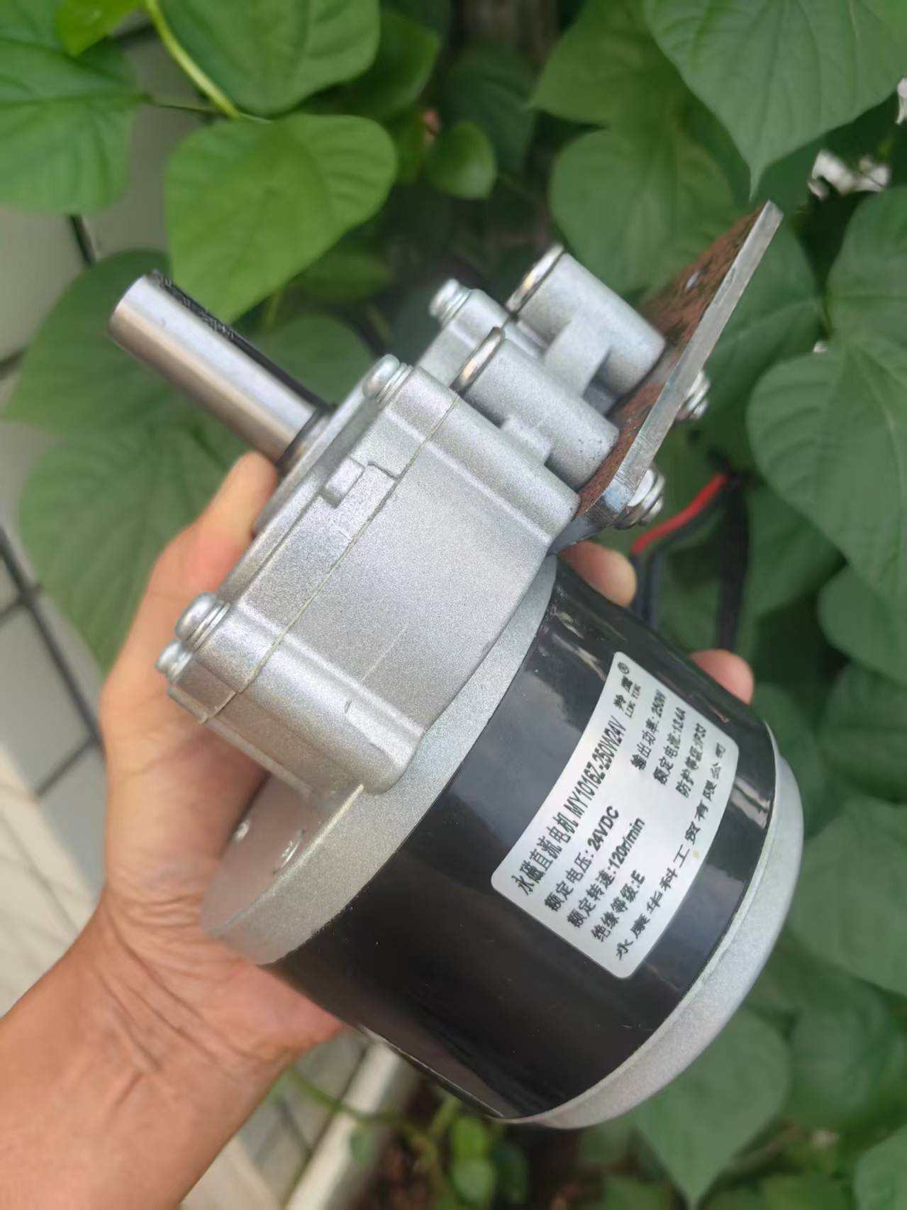 【花雕动手做】使用4040铝型材与250W减速电机的底盘小车 | DF创客社区_image_6.webp