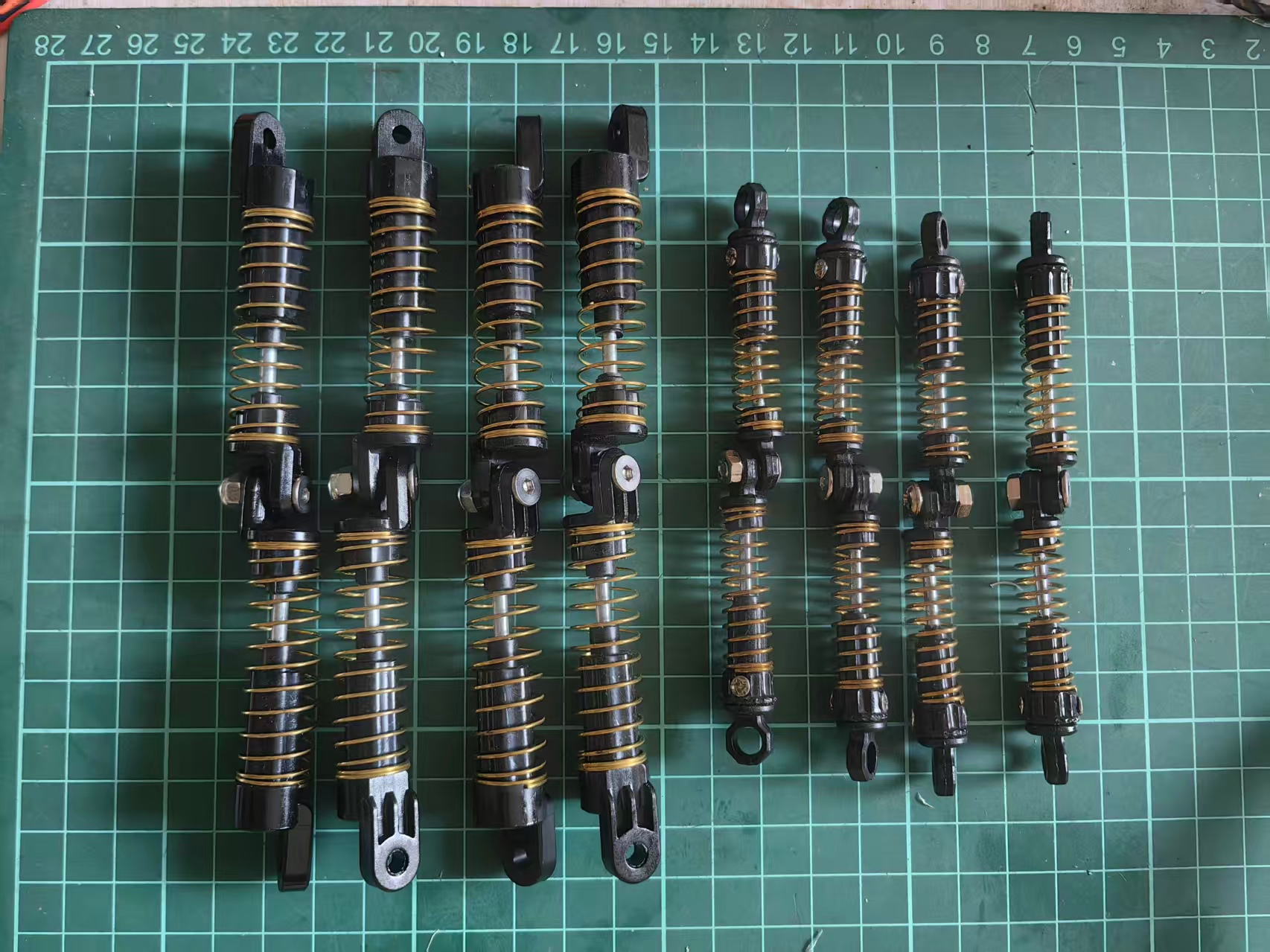 【花雕动手做】行空板 K10 使用一米1515铝型材制作的复杂地形八弹簧独立减震小车_image_2.webp