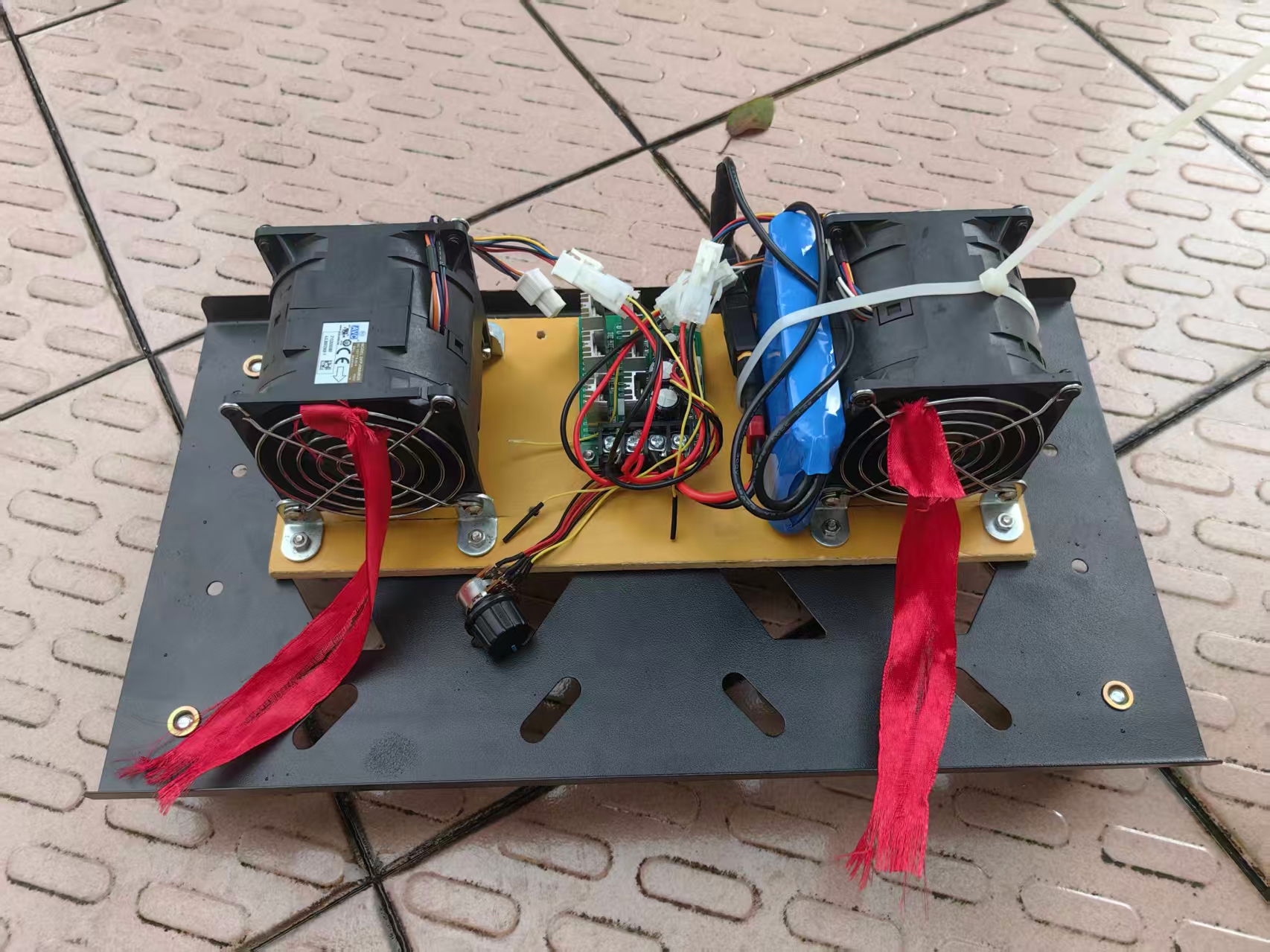 【花雕动手做】使用48V40A大功率电机驱动与8080双马达增压大风量风机的风力小车
