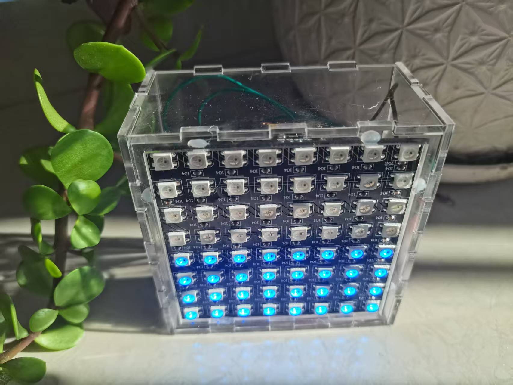 方盒水动力灯——用ESP32-C3+LIS2DW12做的