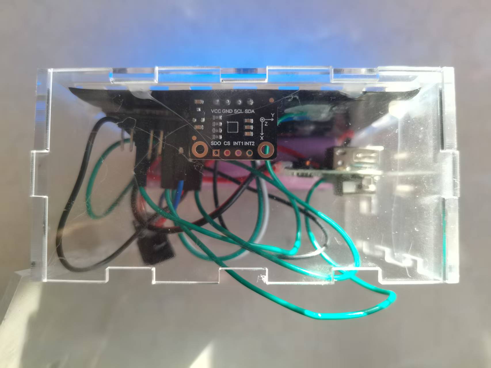 方盒水动力灯——用ESP32-C3+LIS2DW12做的
