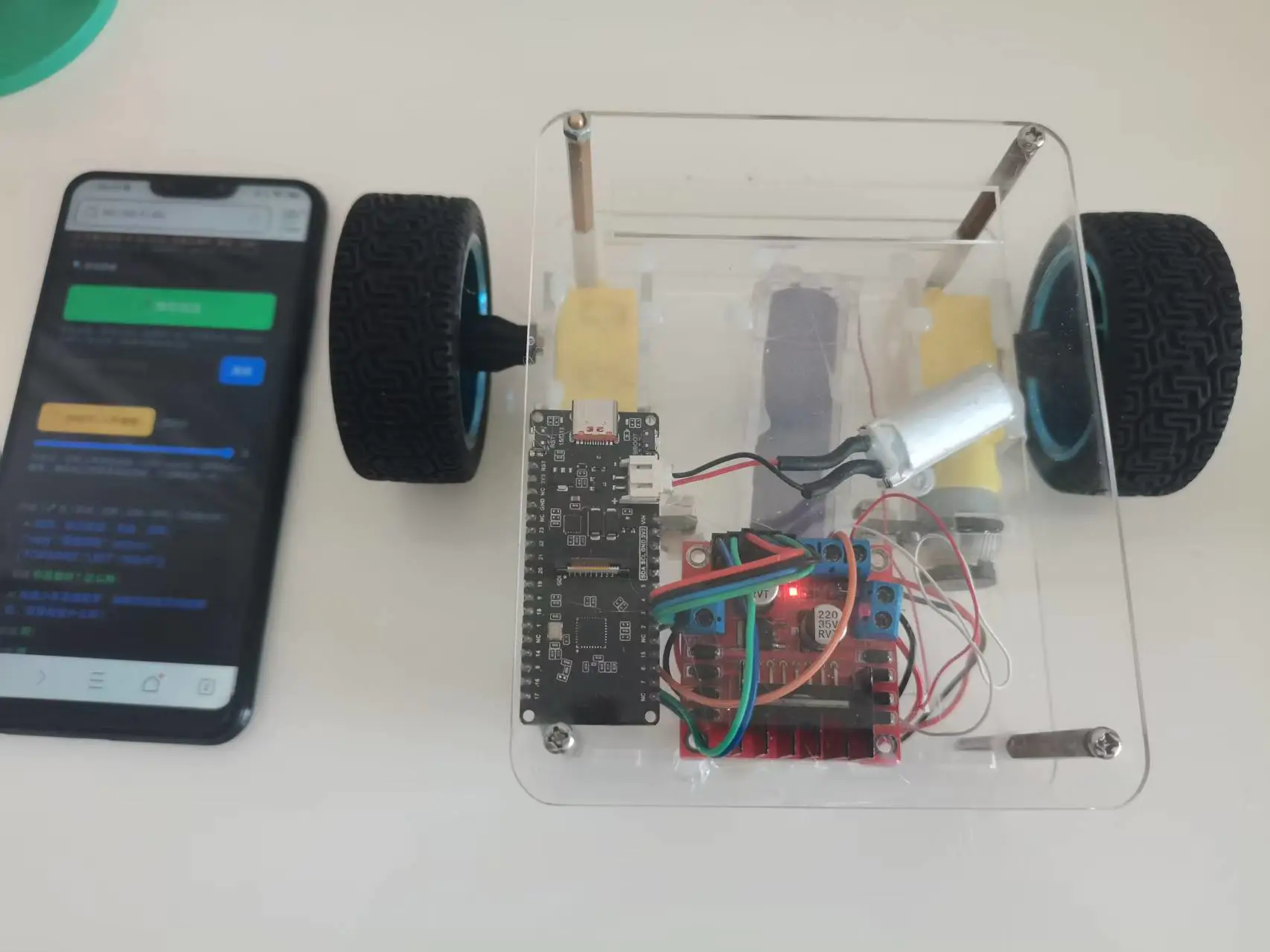 旧手机 + FireBeetle 2 ESP32-C6:打造自己的语音控制小车_image_4.webp