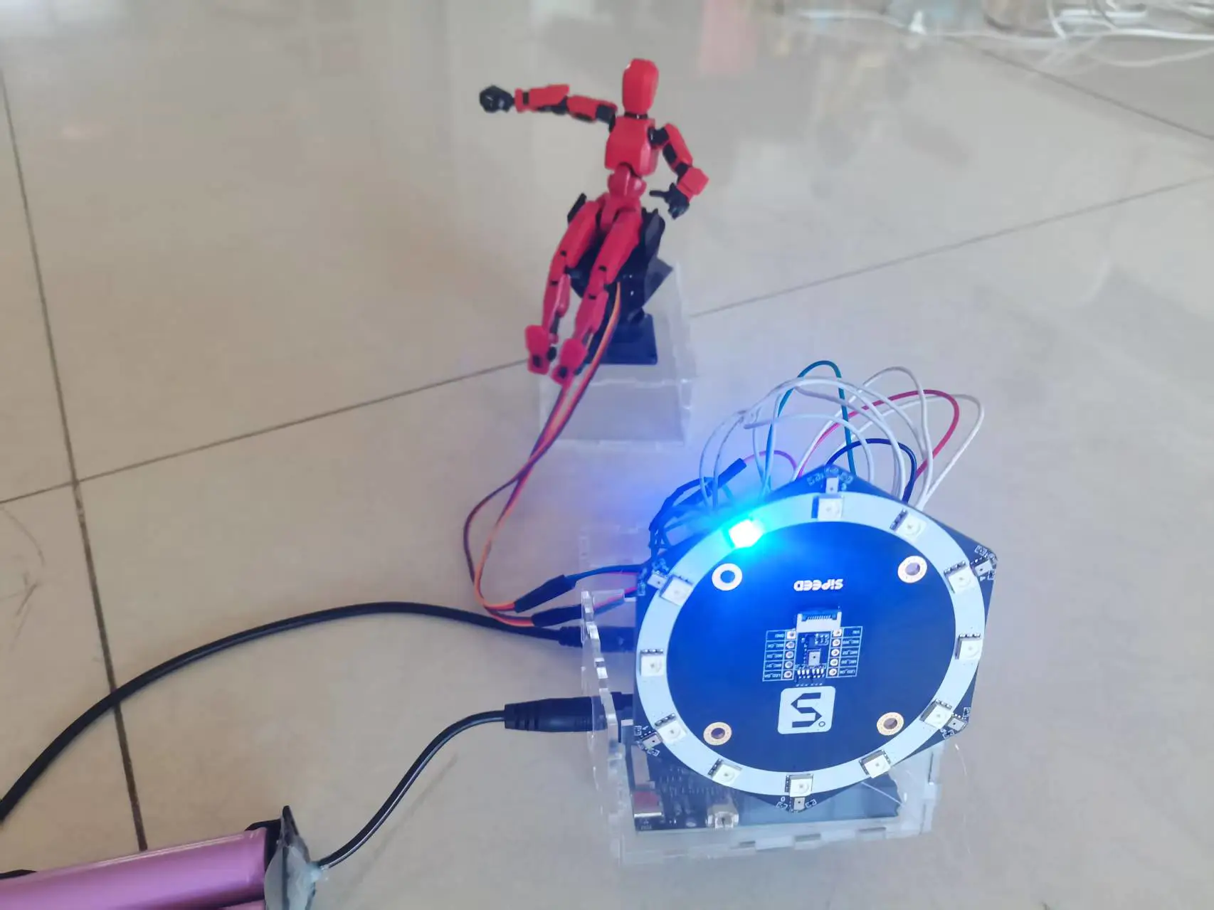 声源定位·听声转头平台:Maixduino + 6+1麦克风阵列 + 双舵机云台_image_2.webp