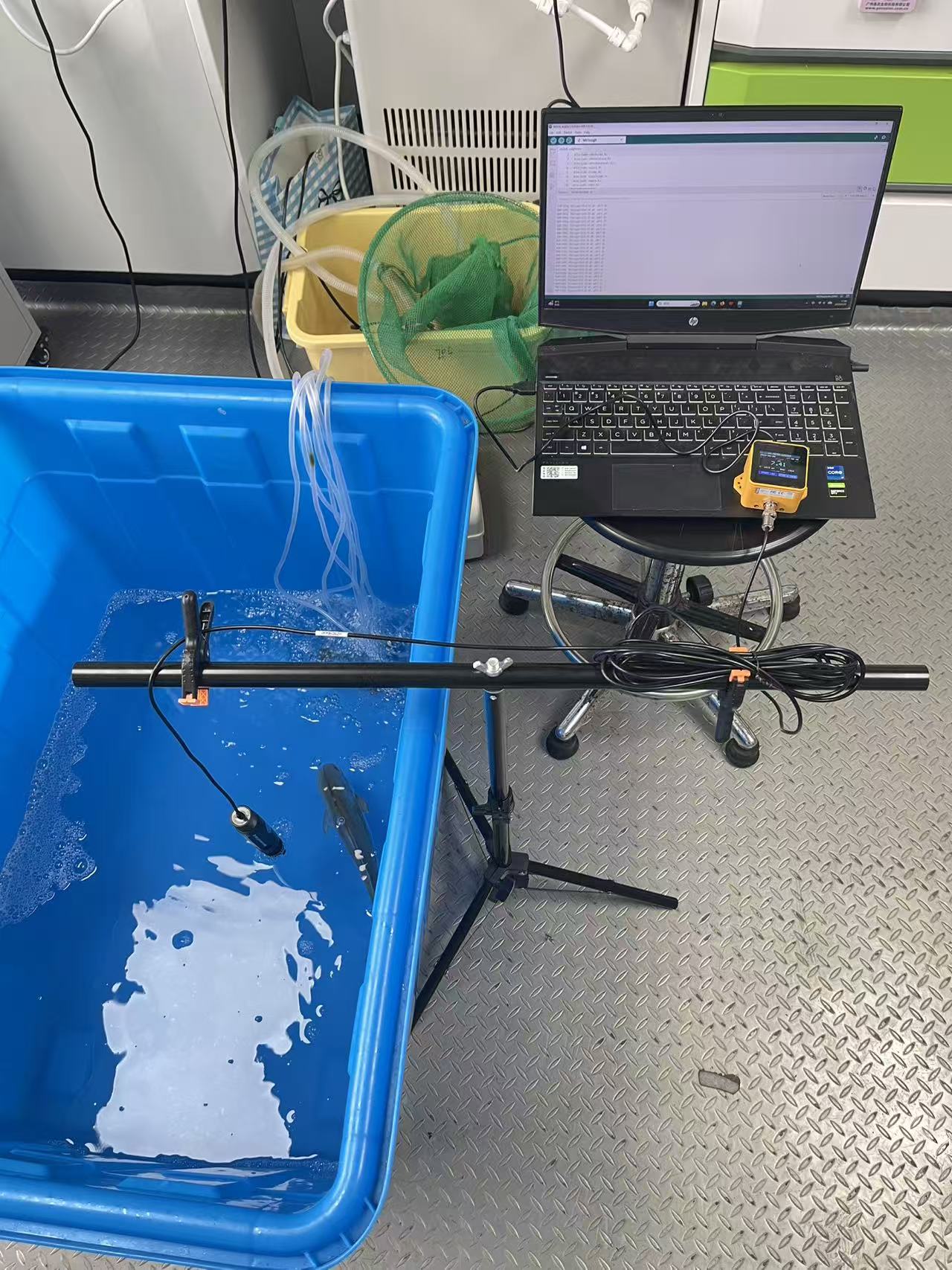 基于 ESP32 的嵌入式 pH 检测记录仪系统设计与渔业应用研究_image_1.webp