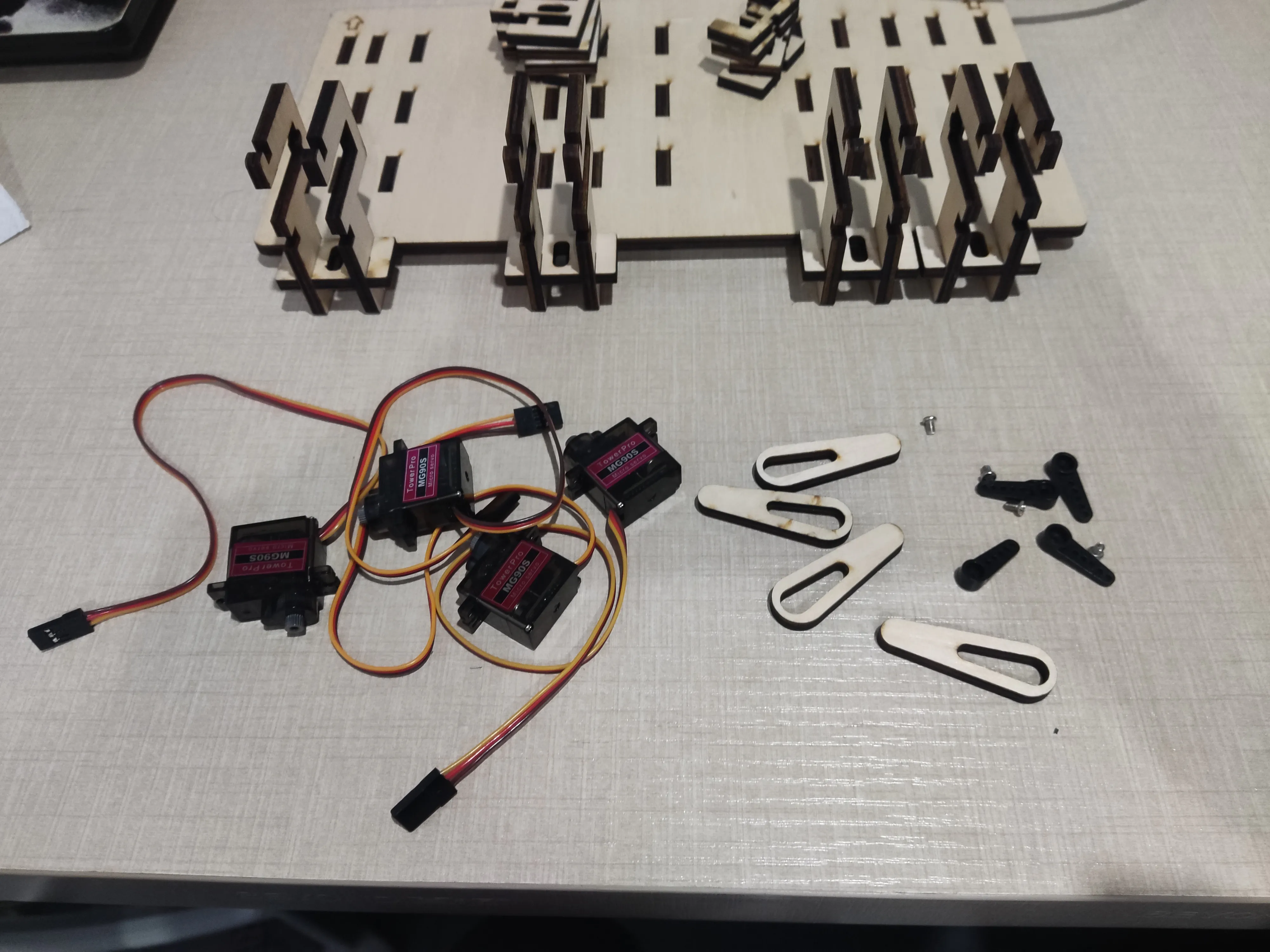 造个好玩的,游戏代肝兄弟-按键工具_image_5.webp