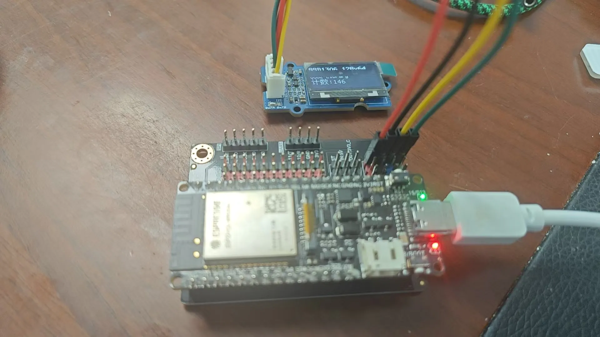 Firebeetle 2 ESP32 C5 评测1:驱动OLED屏幕_image_8.webp