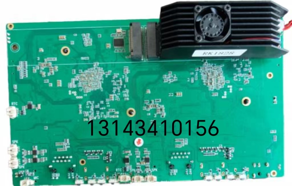 国产芯片跑7B大模型 · 多路1080p视频分析_image_2.webp