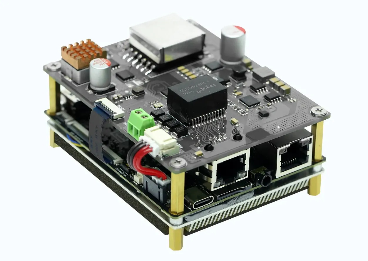 LattePanda Iota PoE 扩展板安装